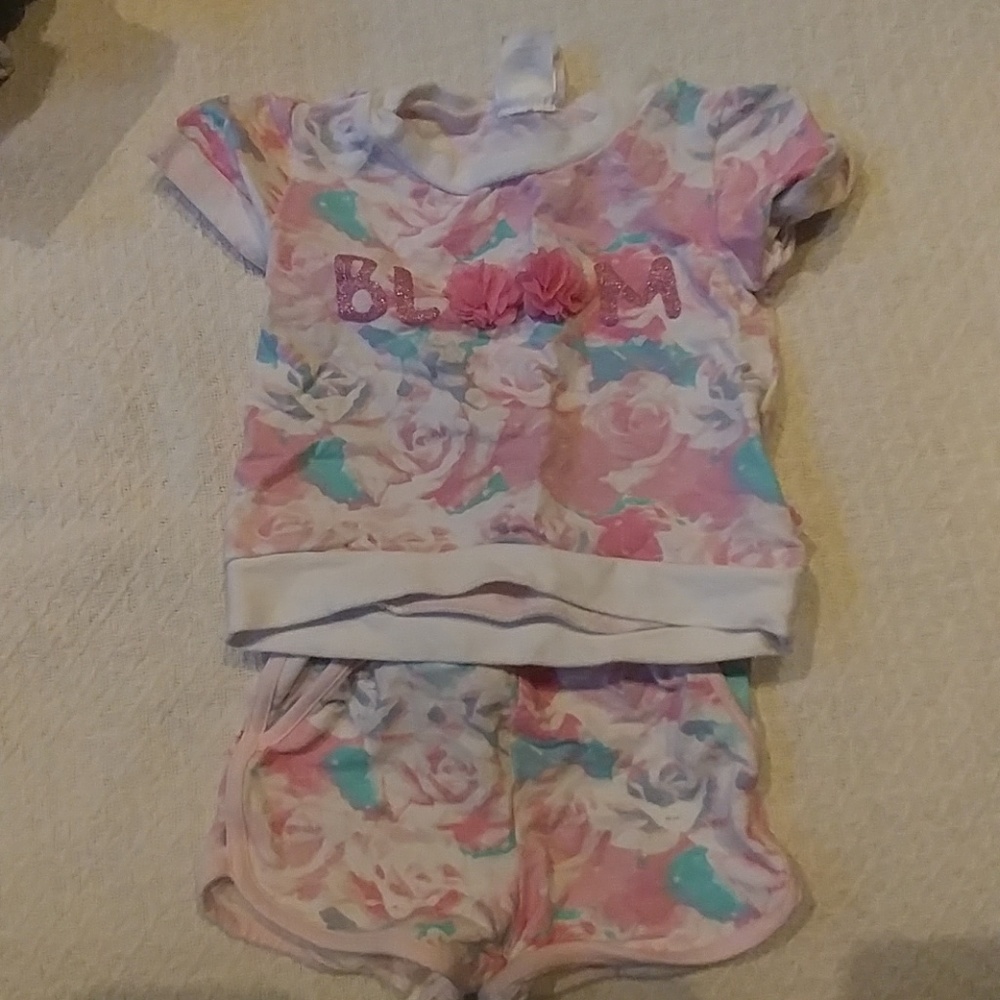 Never worn outfit set